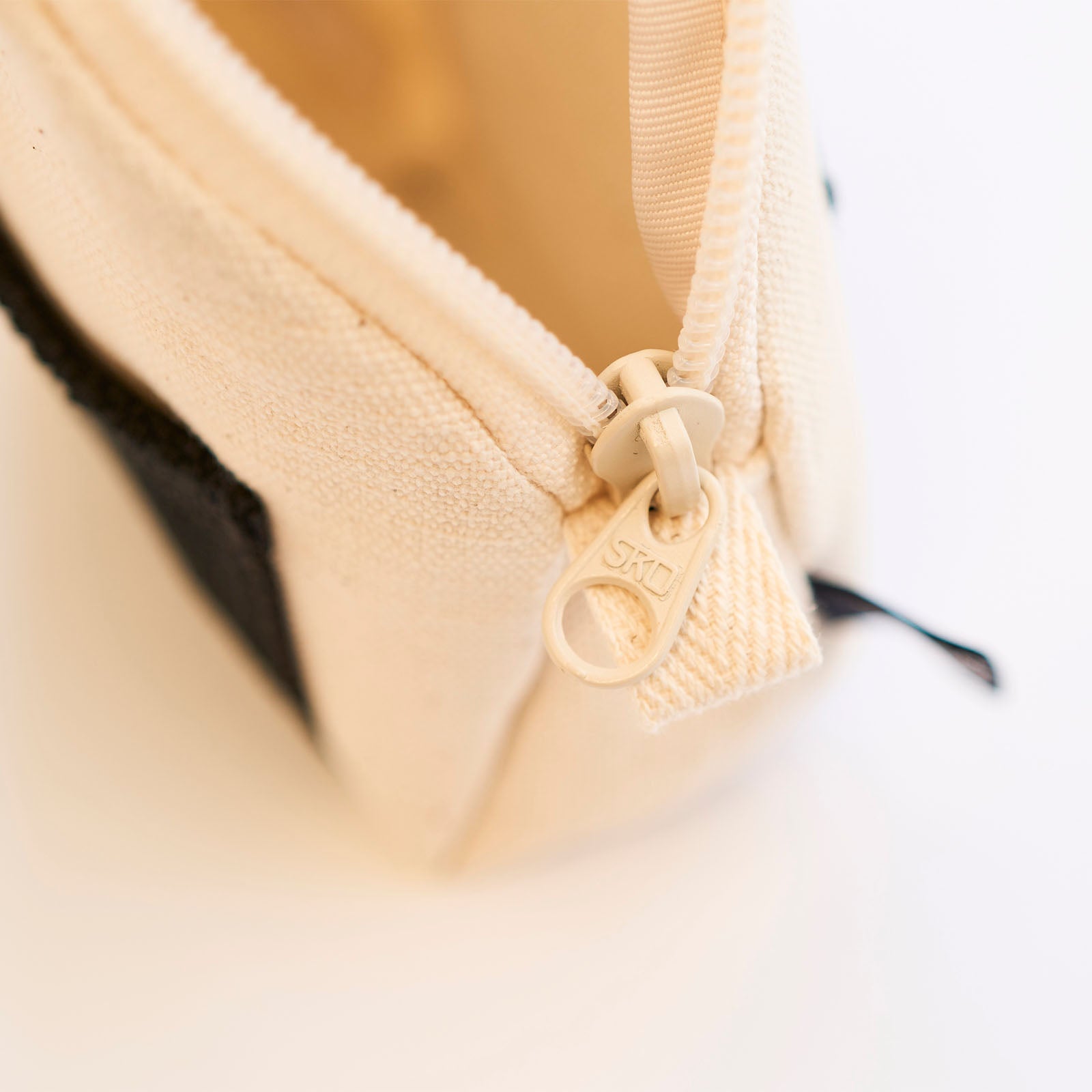 OMUSUBI Pouch Collab with Omusubi Gonbei